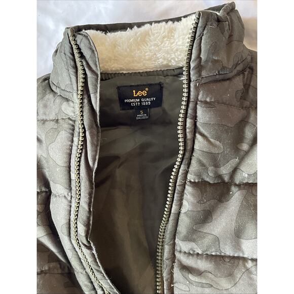 Lee Camouflage Puffer Vest Boys Size 5 Fleece Neck Pockets Camo Lined Full Zip - Picture 5 of 11